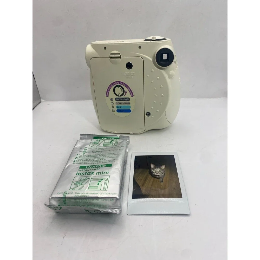 Fujifilm Instax Mini White Instant Film Camera TESTED